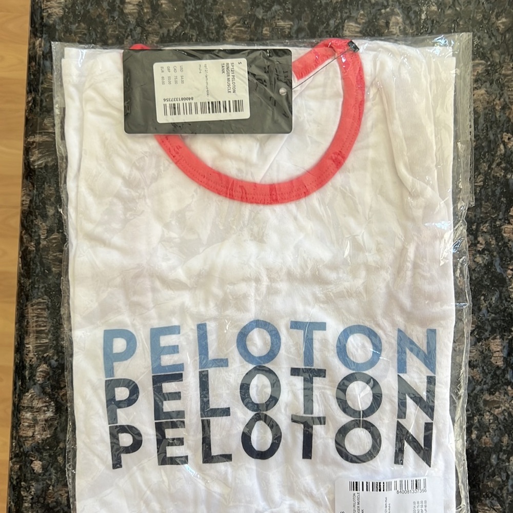 NEW Peloton Ringer Muscle Tee, Size Small - Picture 3 of 4